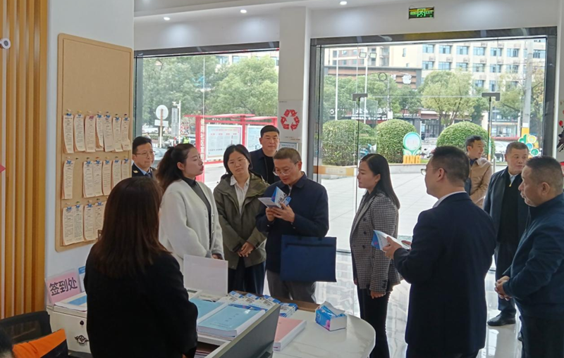 住建部城市管理监督局调研组来我市调研城市管理工作